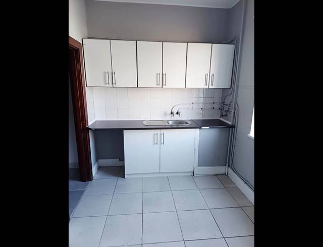 1 BEDROOM APARTMENT FOR SALE IN GQEBERHA CENTRAL